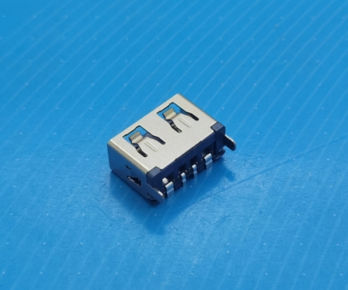 8002F-0000021-A（USB AF 180度立式SMT直腳無(wú)邊 H=8.8 大電流）帶TID認(rèn)證，歐盟IEC62680認(rèn)證